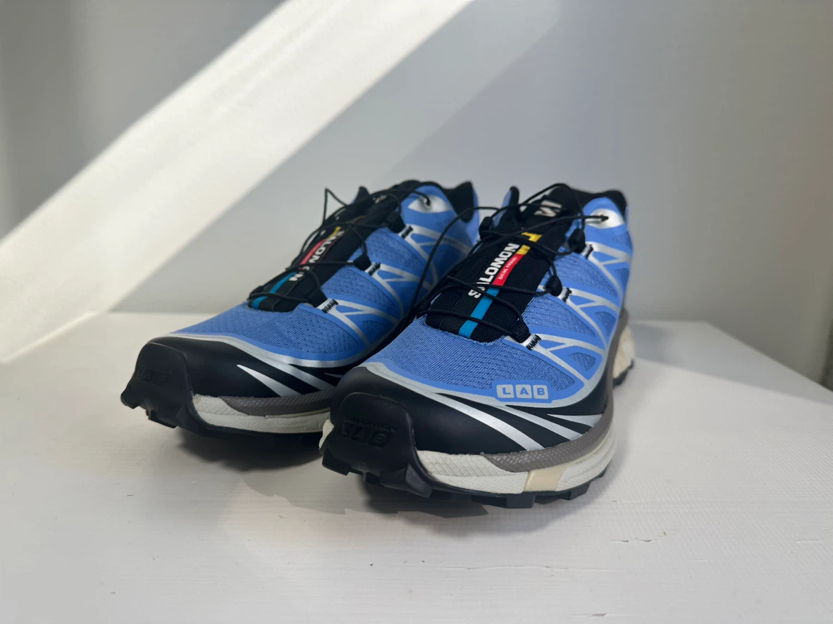Salomon Light Blue and Black Trail Sneakers XT-6 - photo 3