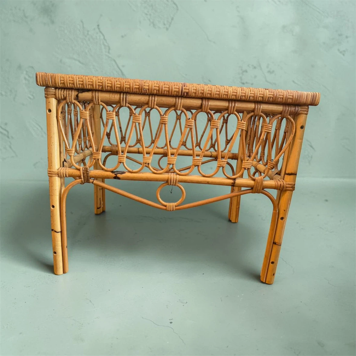 Set of Two Vintage Rattan Side Tables - photo 4