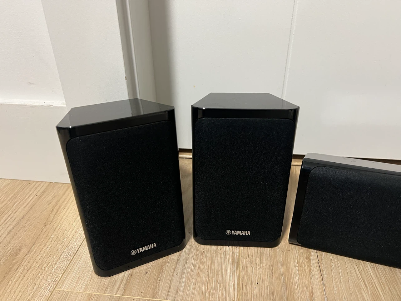 YAMAHA 5-Speaker set, 100 Watts, Wall mountable - photo 2