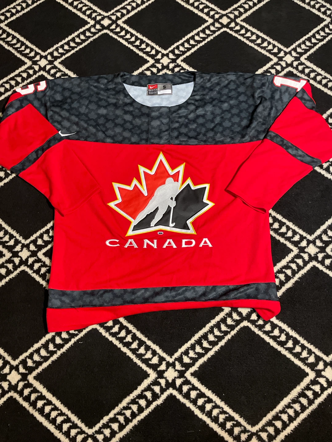 Nike Team Canada Bedard 16 Hockey Jersey size small