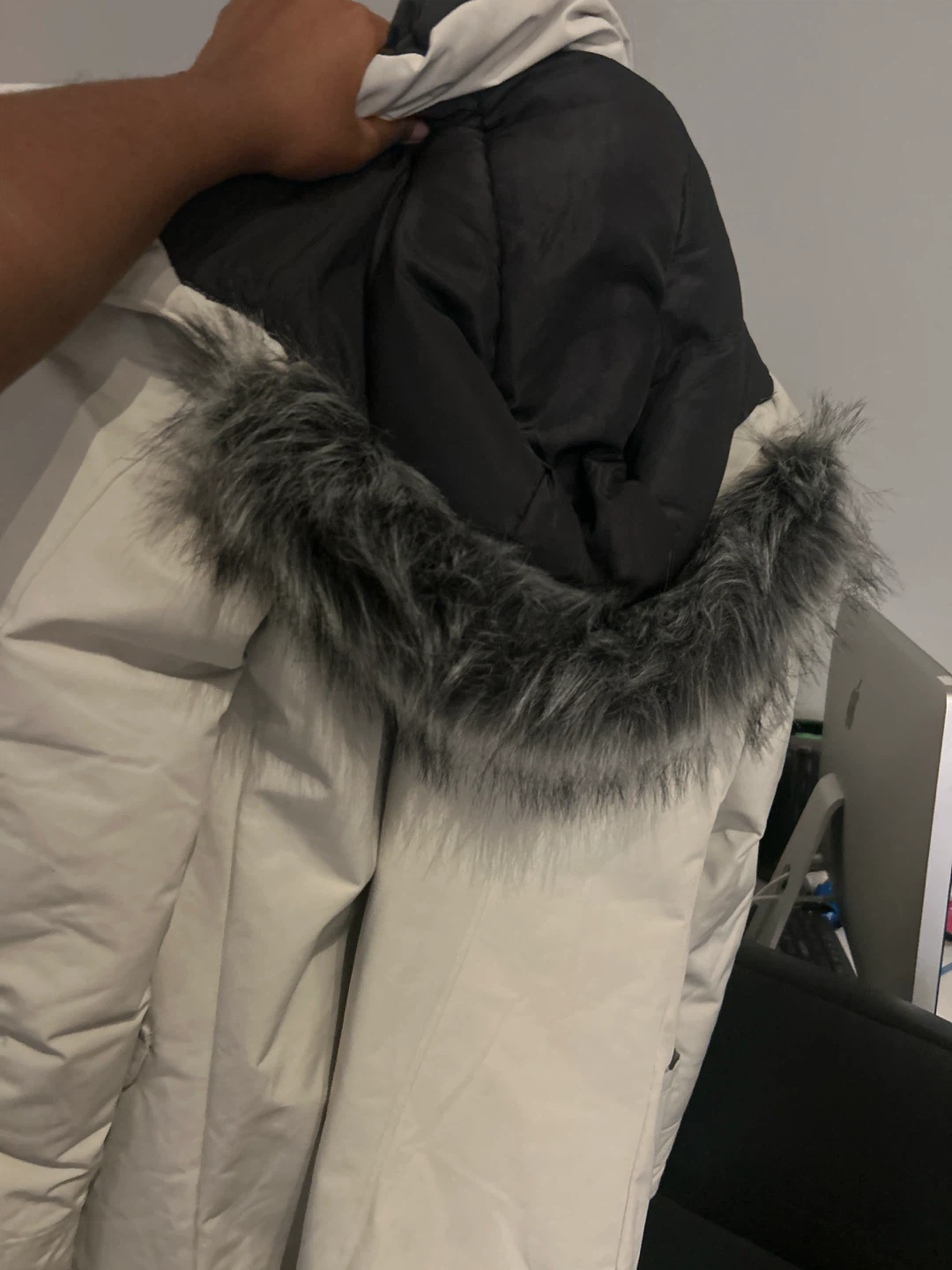Wantdo Winter Jacket - White and Black - Size Large - photo 3