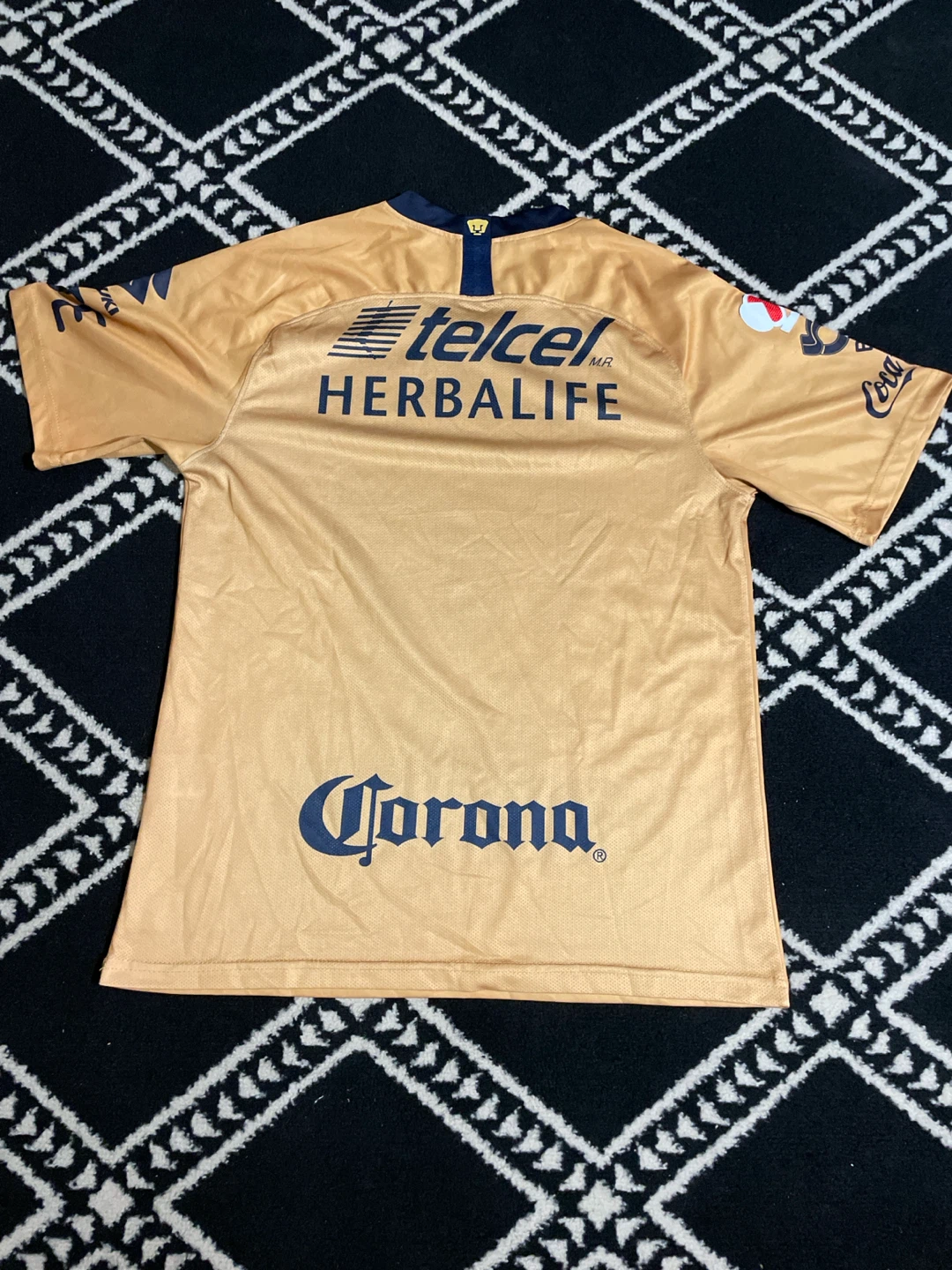 Pumas UNAM Gold Soccer Jersey - photo 2