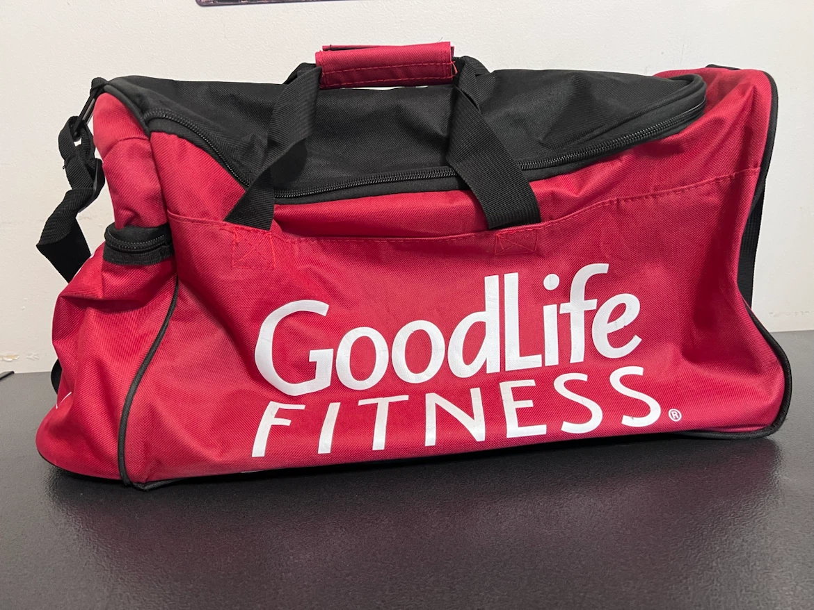 🏋️ GoodLife Fitness Gym Duffel Bag – Red & Black