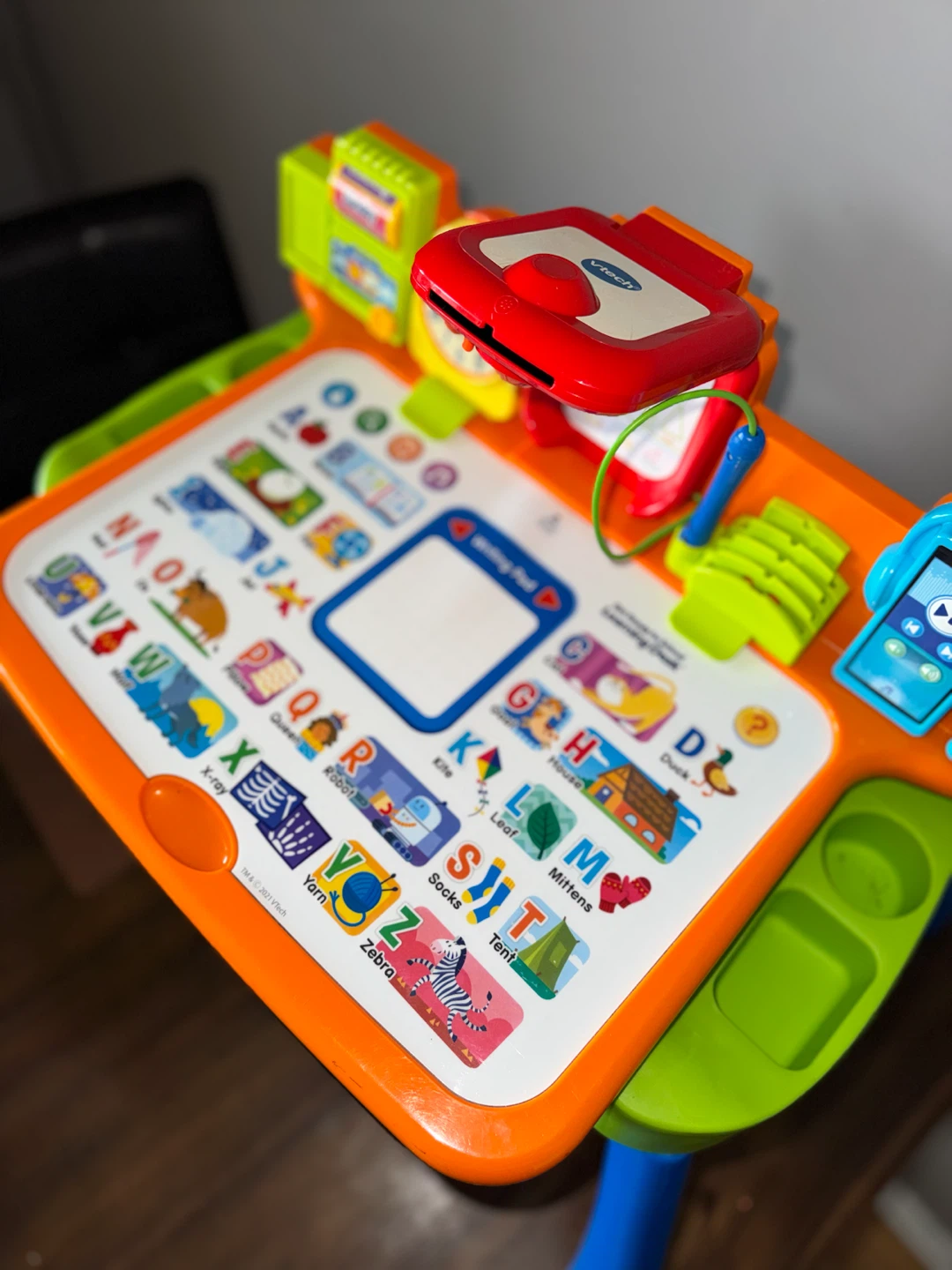 VTech Get Ready for School Learning Desk - photo 2