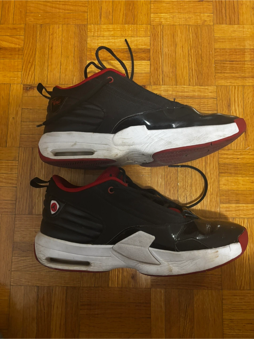 Jordan aura Basketball Shoes Black Red Size 12
