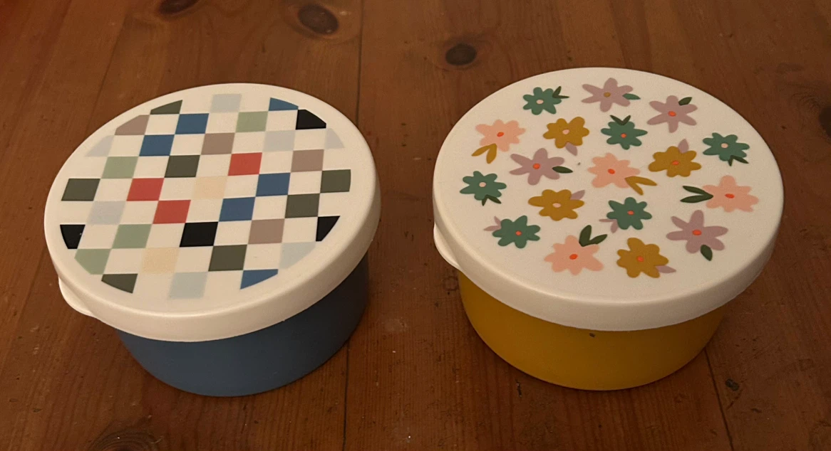 Set of 6 Nesting Metal Storage Containers W Plastic Lids - photo 2
