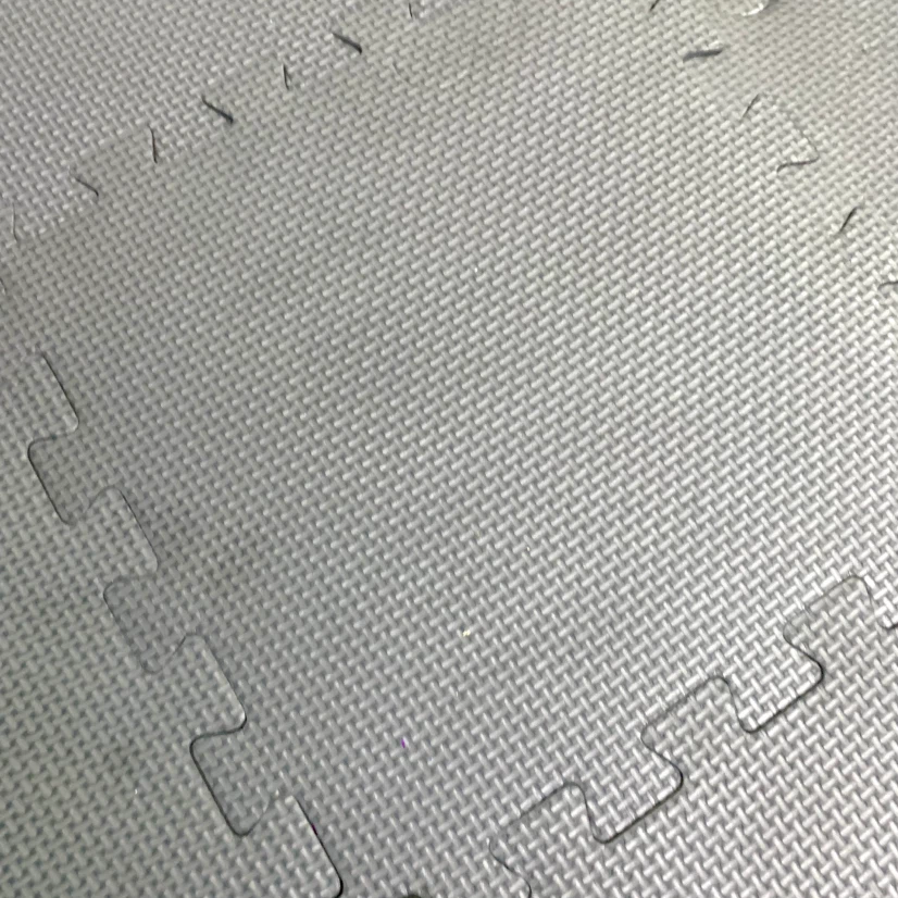 Interlocking Foam Floor Mats - 12 Tiles - photo 4