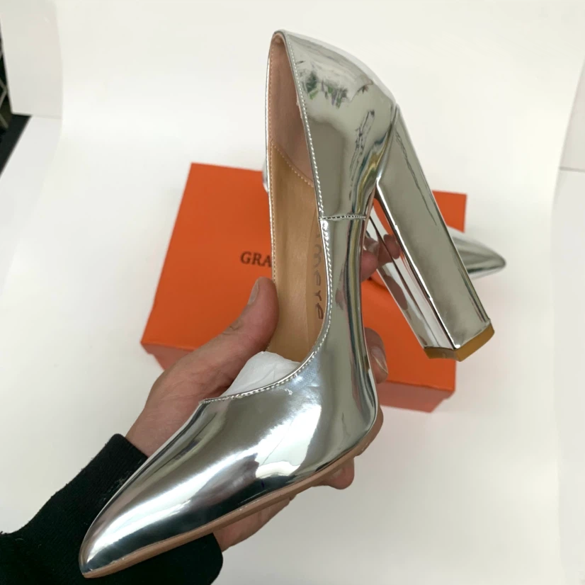Castamere silver block heels, size 7 - photo 3