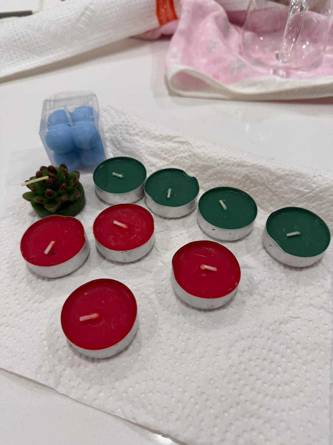 ♡ festive assorted candles - scented ♡