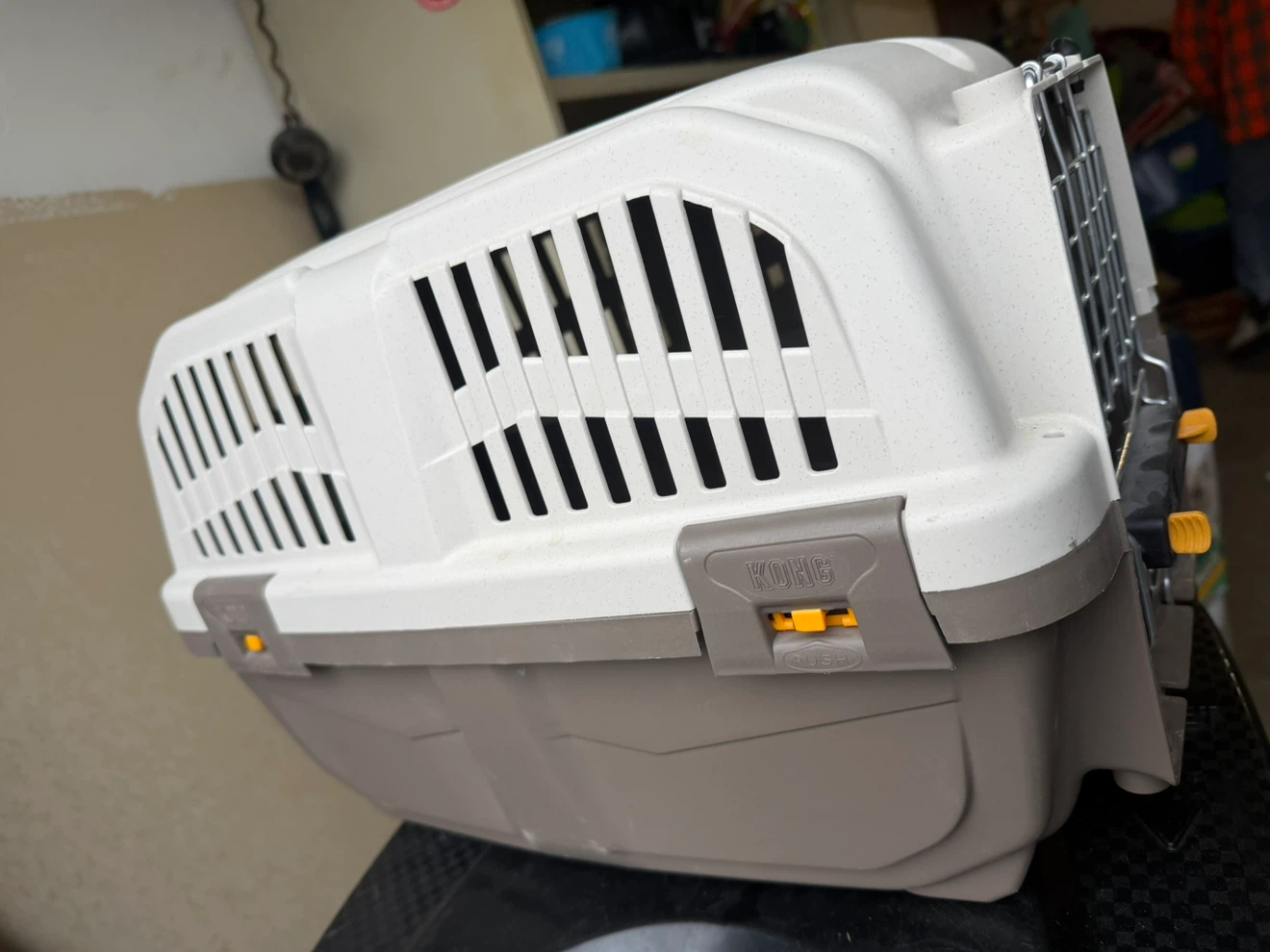 KONG Pet Travel Carrier - photo 2