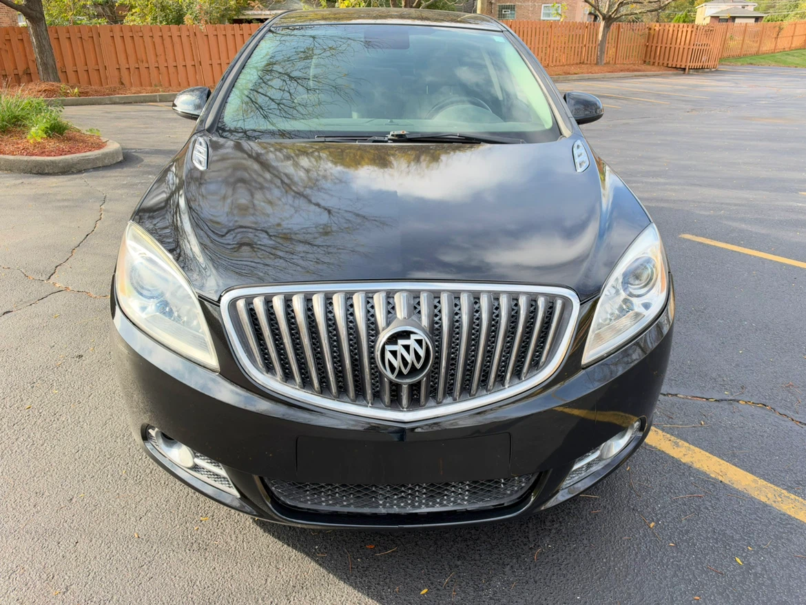 2013 Buick Verano Sedan - photo 2