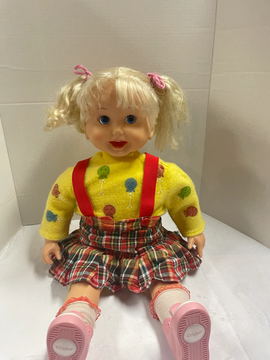 Vintage 1985 Playmates Cricket Doll - photo 3