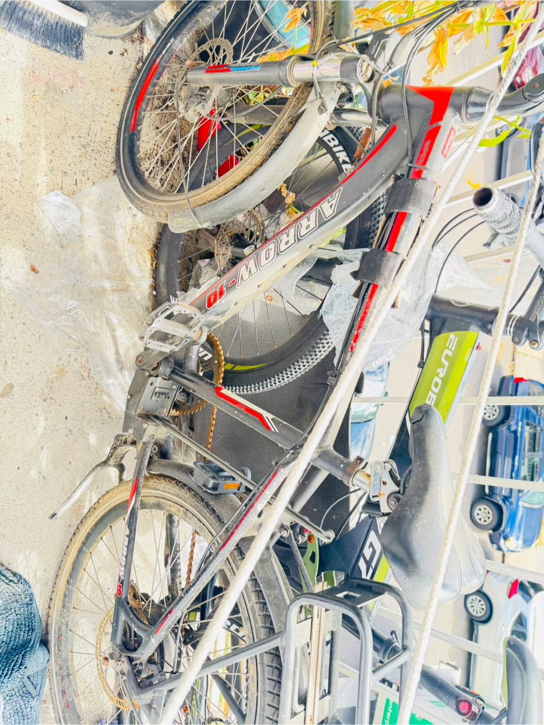 Arrow 10 Electric Mountain Bike