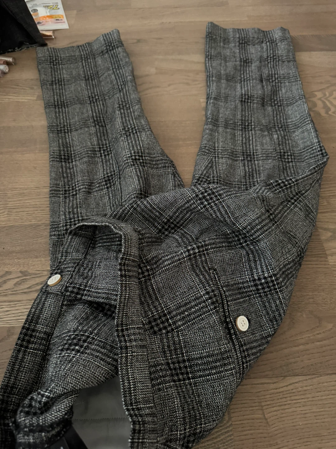 Sandro wool Grey Plaid Trousers, Size 34 - photo 2