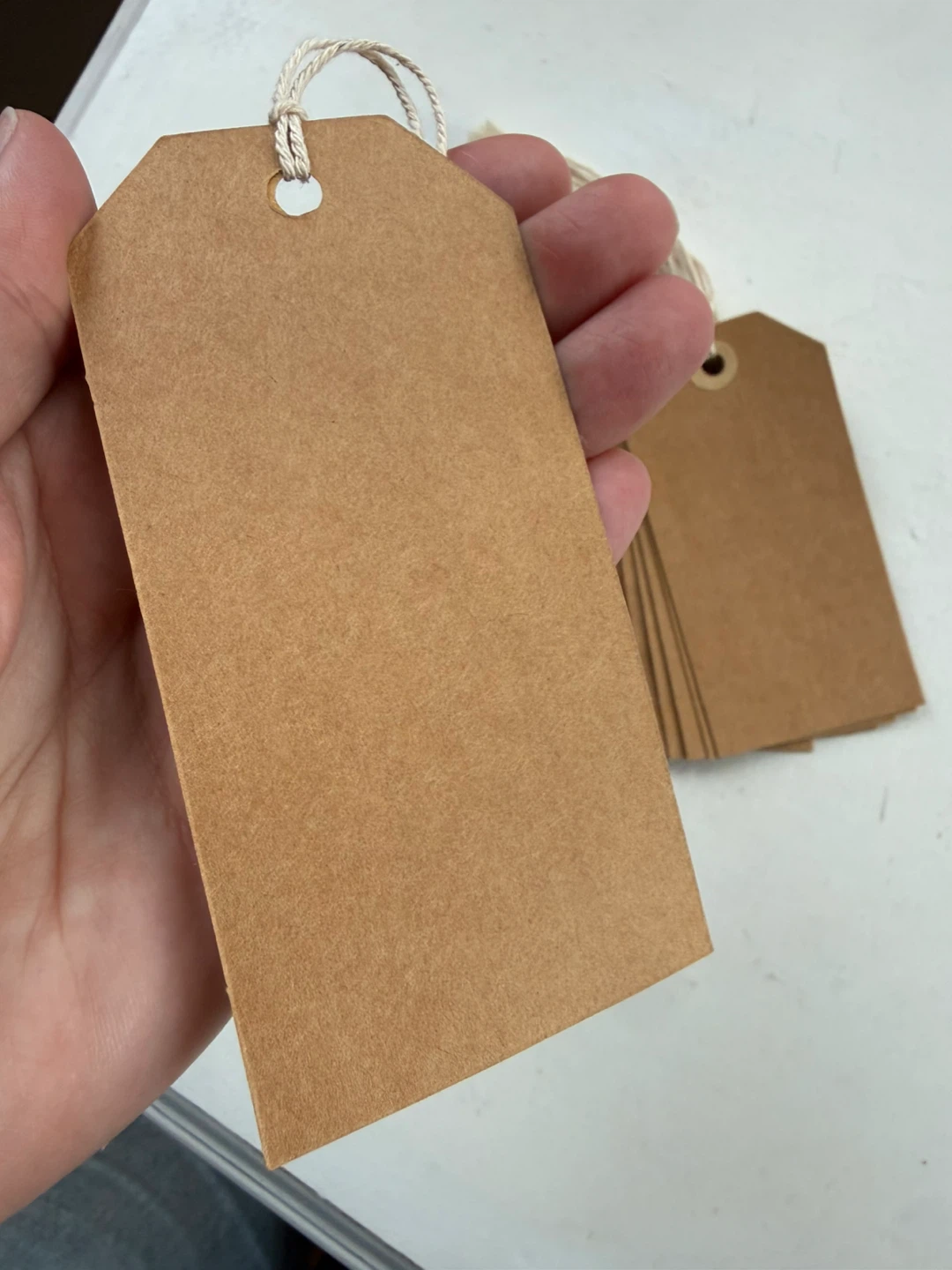 Kraft brown gift tags - medium x10 - photo 3