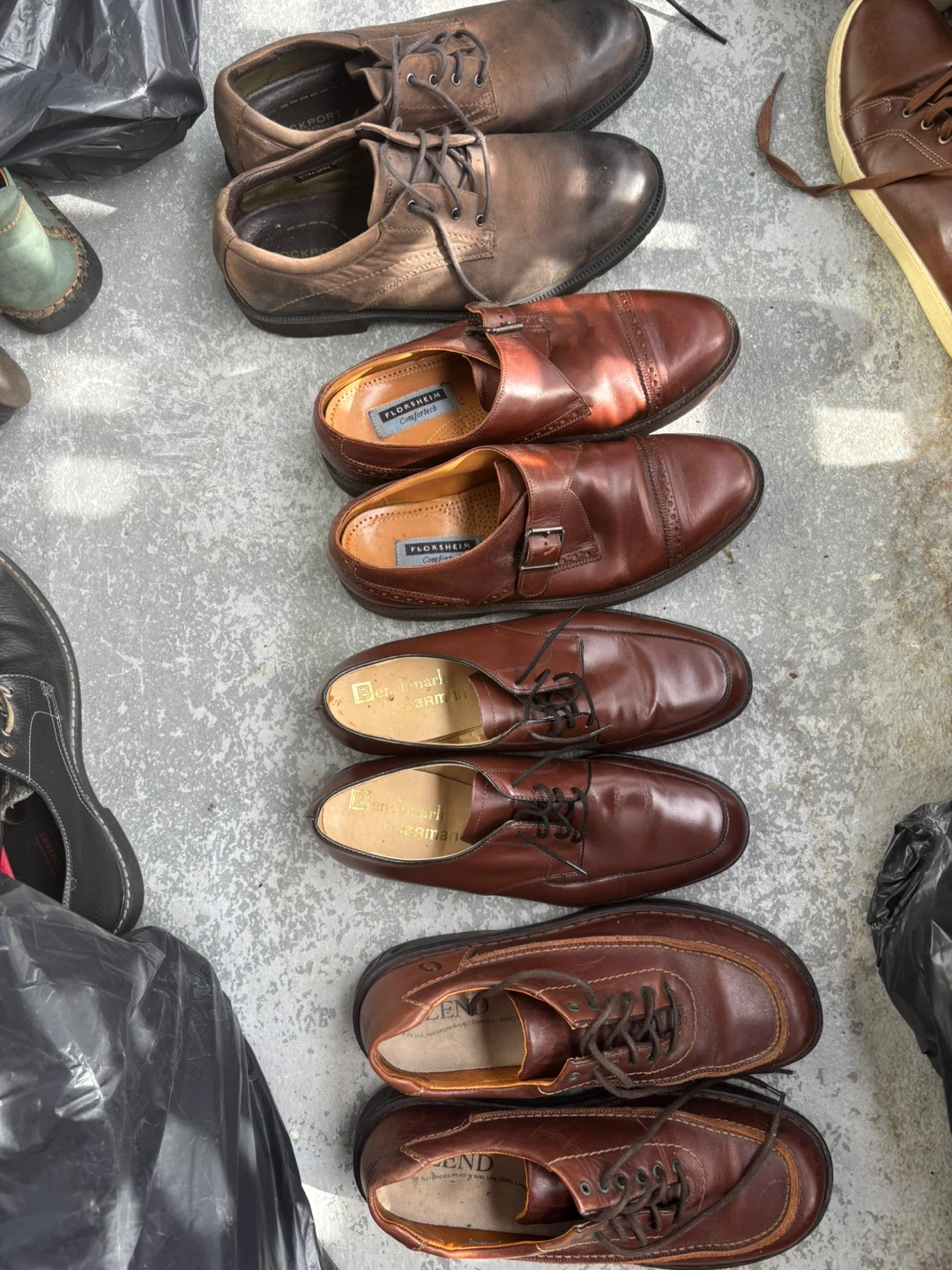 Shoes for men 20 dollars each