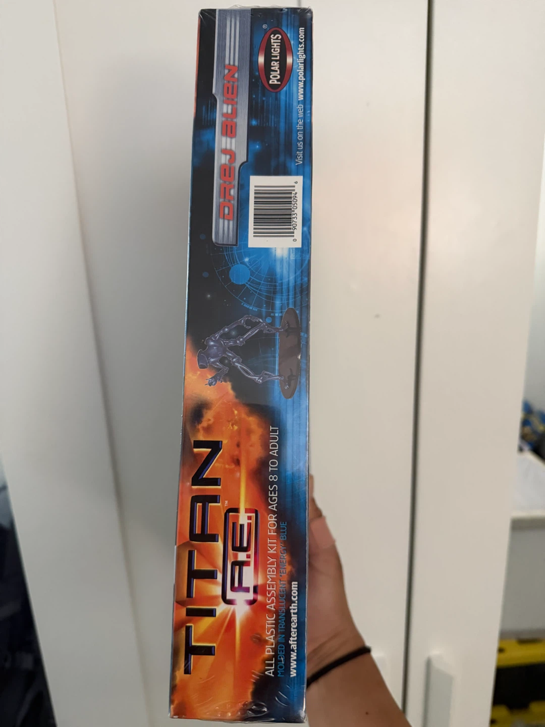 Polar Lights Titan A.E. Drej Alien Model Kit - photo 5