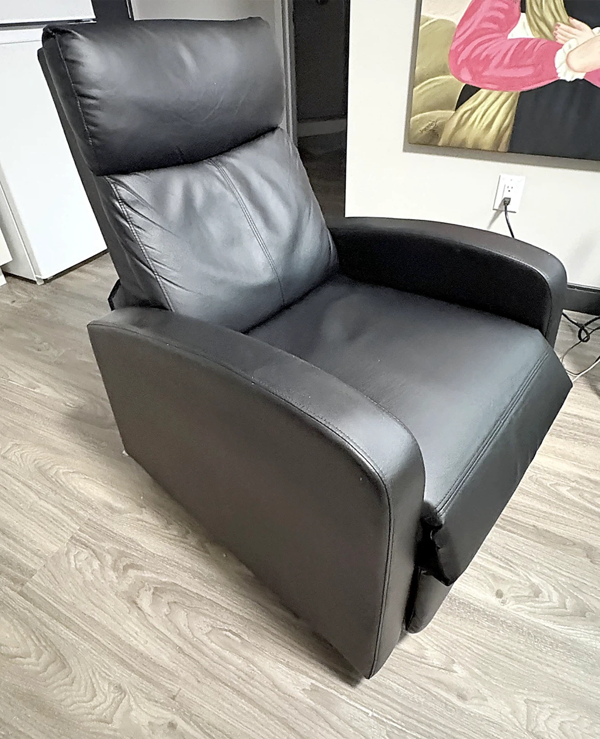 Black Leather Recliner