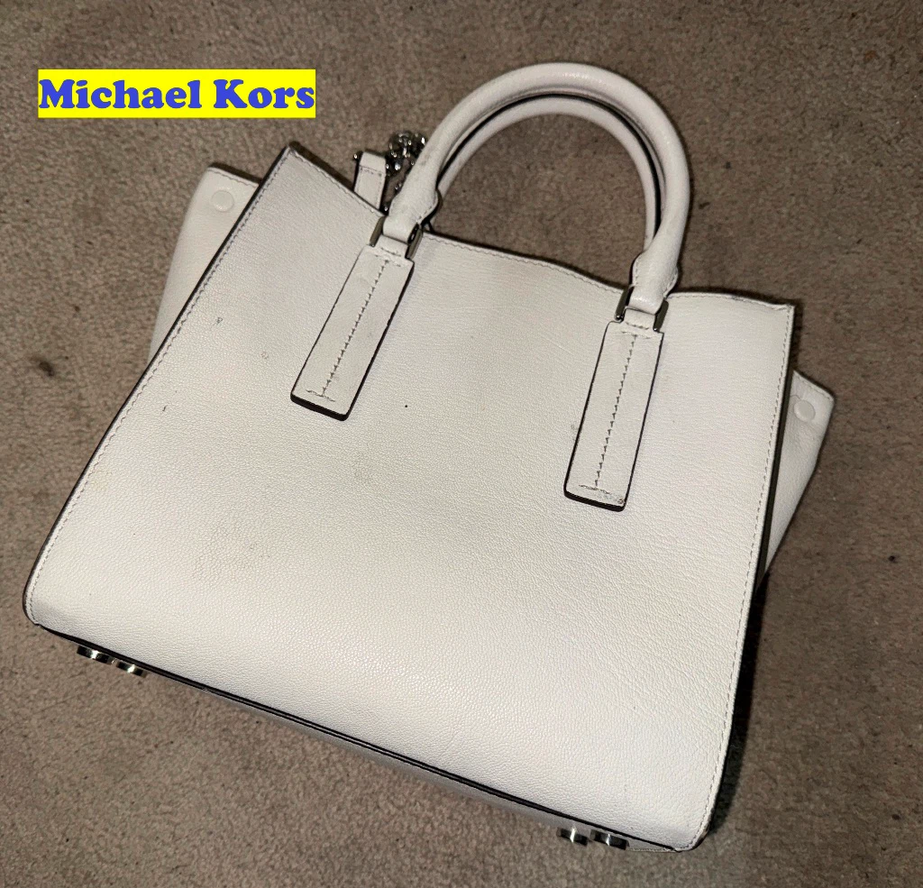 Michael Kors Ladies Designer Hand Bag-Purse (Like NEW) - photo 3