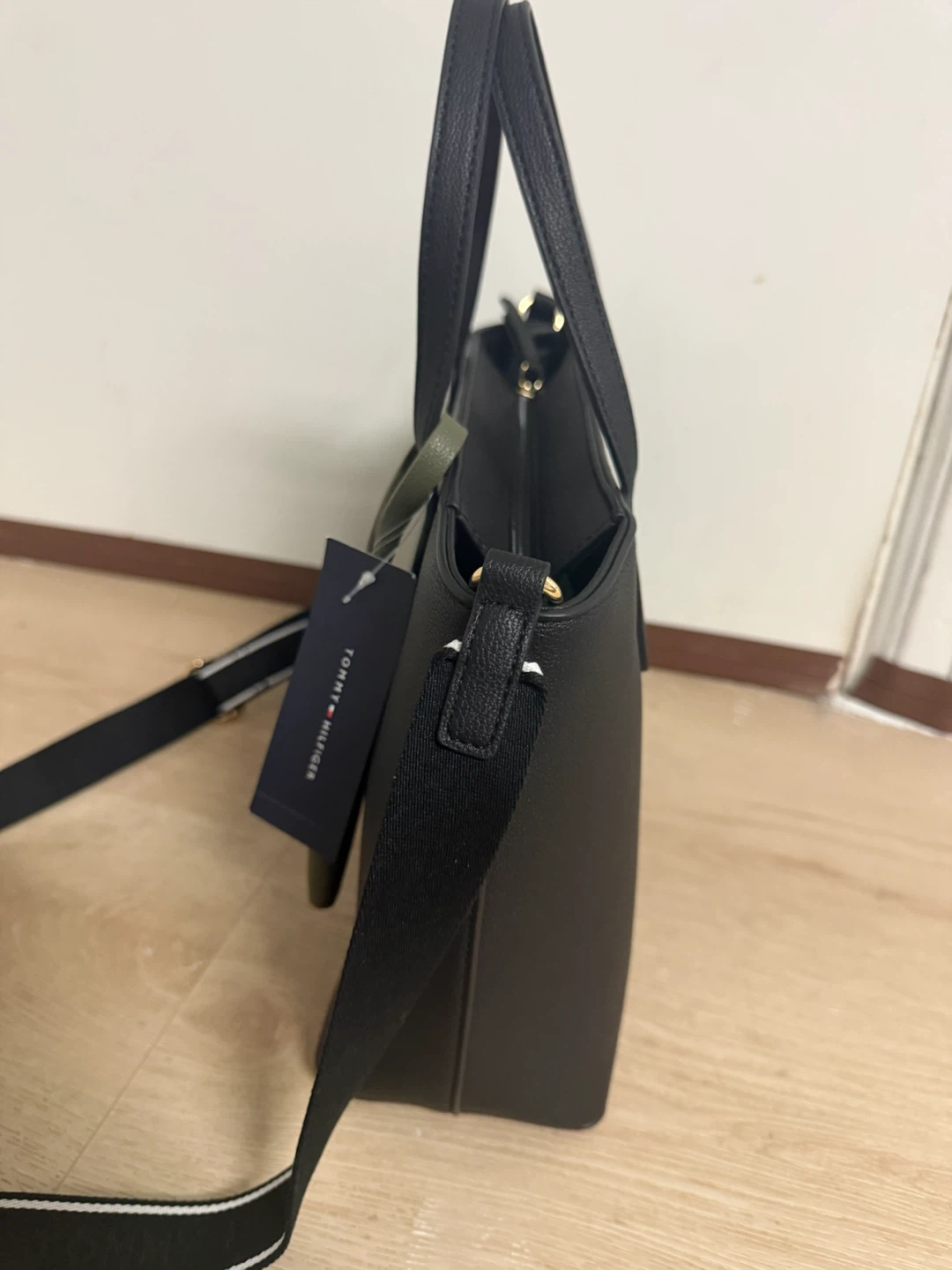Tommy Hilfiger Black Tote Bag - photo 3