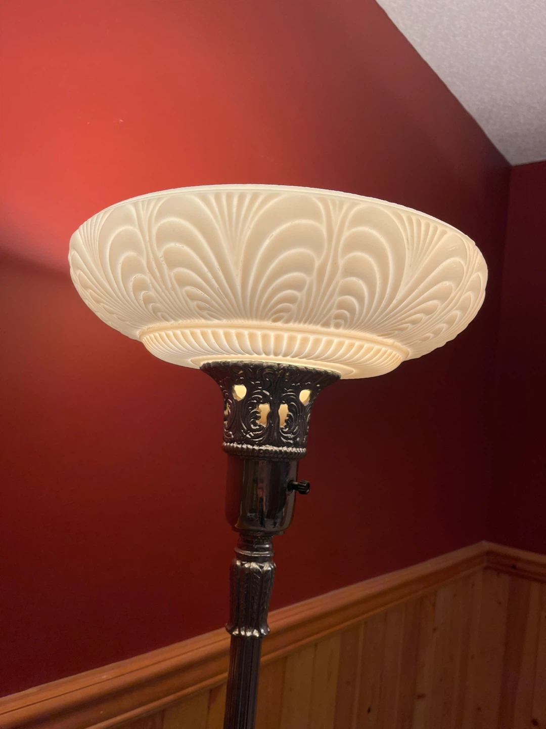 A beautiful vintage torchiere floor lamp - photo 3
