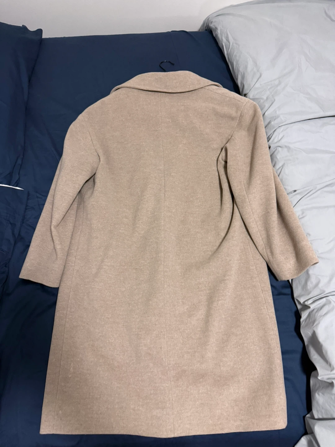 Selling Aritzia Sunday Best Fitzroy coat in taupe/grey - photo 2