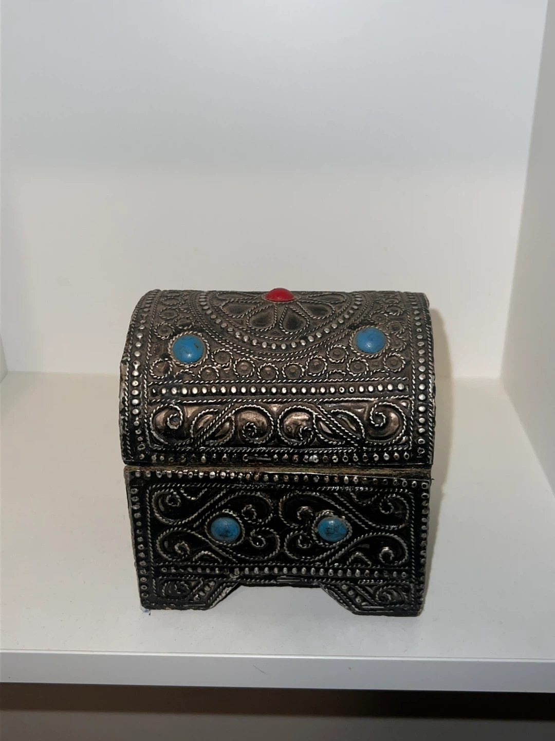 Decorative Metal Trinket Box - photo 3