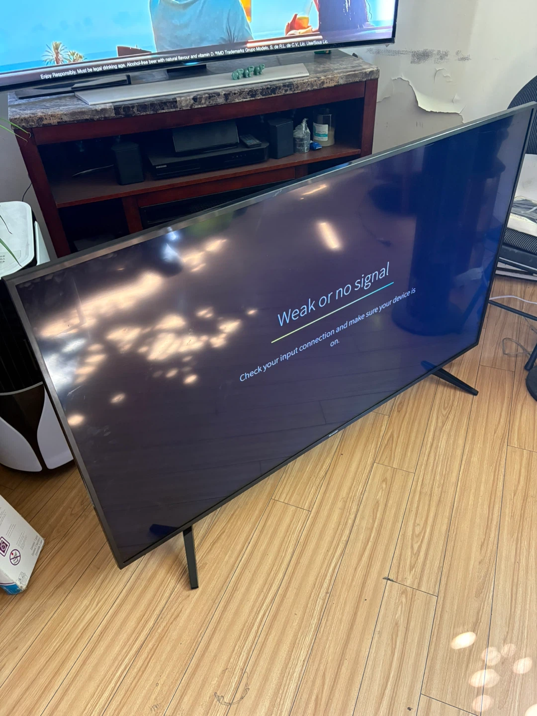 Sharp 65-inch LED LCD TV- smart tv- perfect working condition - photo 3
