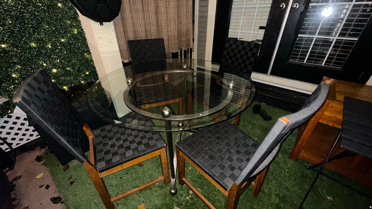 Glass Dining Table with 4 Woven Chairs - photo 2