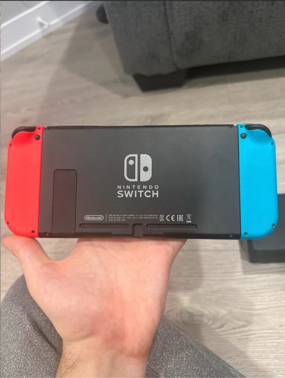 Nintendo Switch. Like new condition. All accessories. - photo 2
