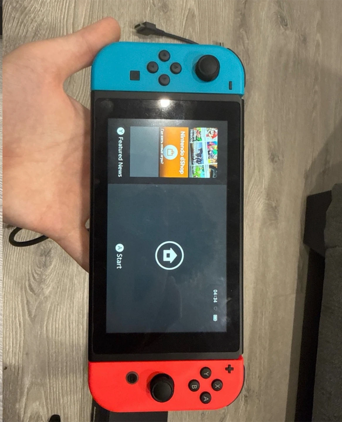 Nintendo Switch. Like new condition. All accessories. - photo 3