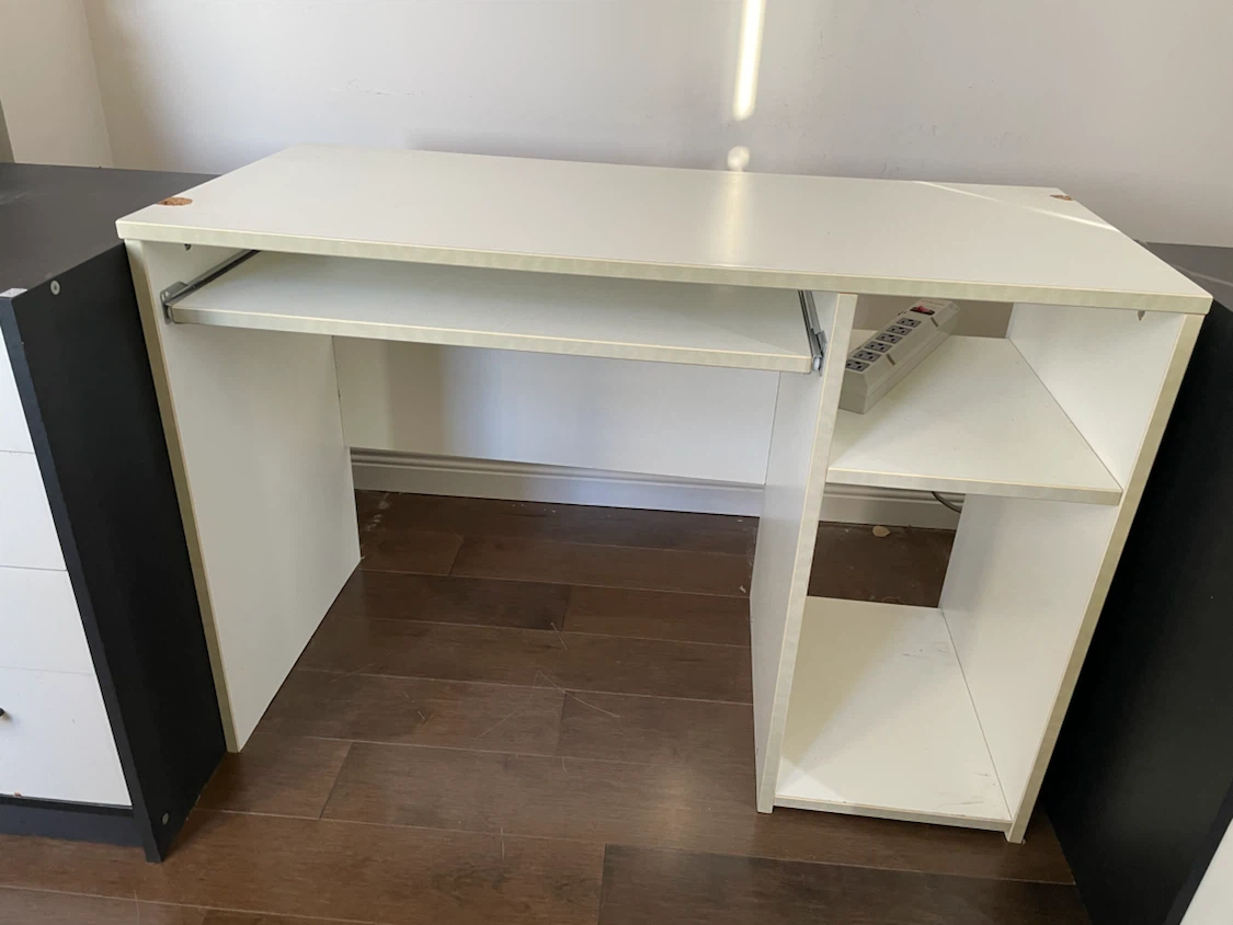 White Computer Desk with Keyboard Tray