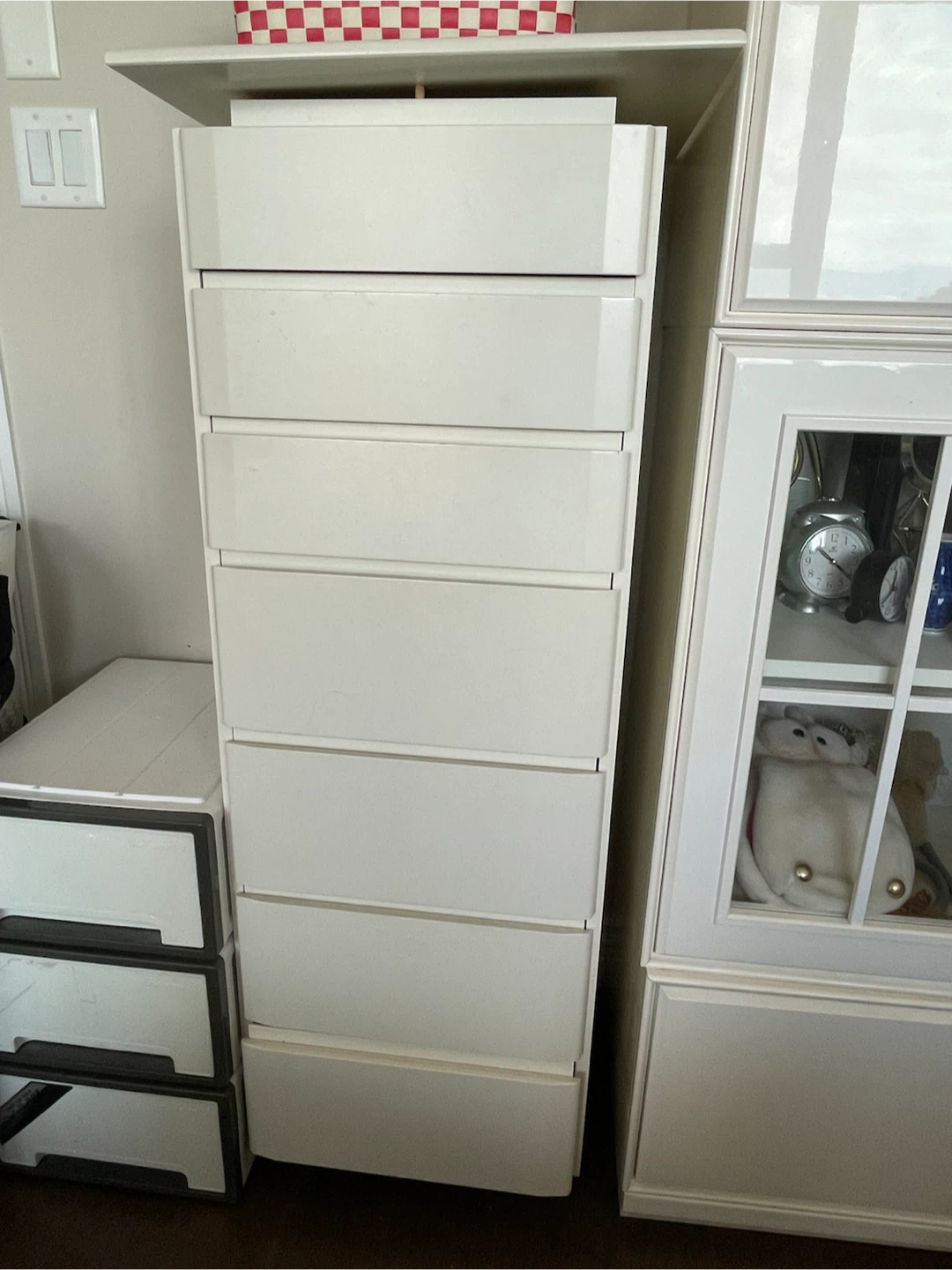 Tall white 6-drawer storage chest