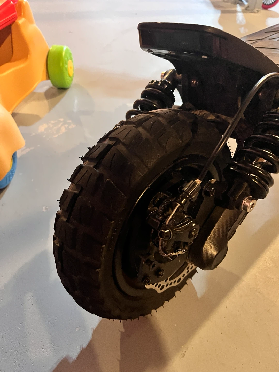 Iscooter ix7 pro e scooter 61kmh 2400watt dual motor - photo 3