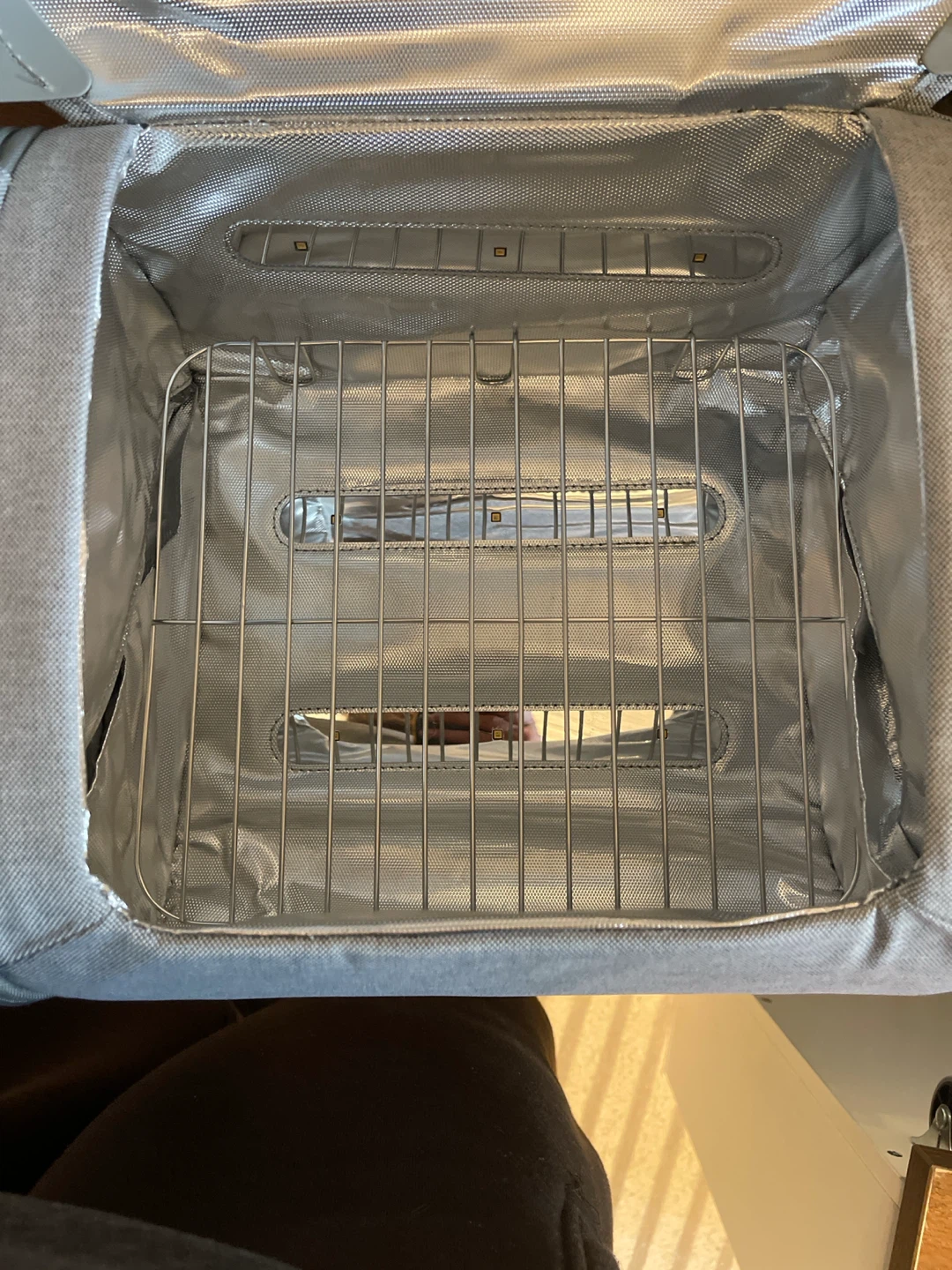 Munchkin 59S UV Sterilizing Portable Case
