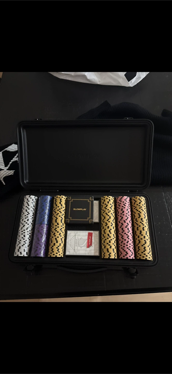 SLOWPLAY poker set