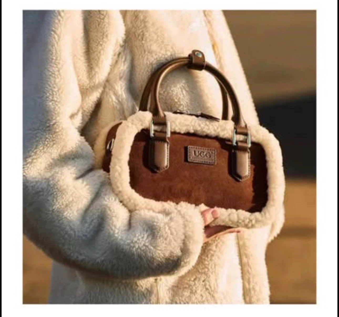 UGG AUSPECIAL Chocolate Bowling bag