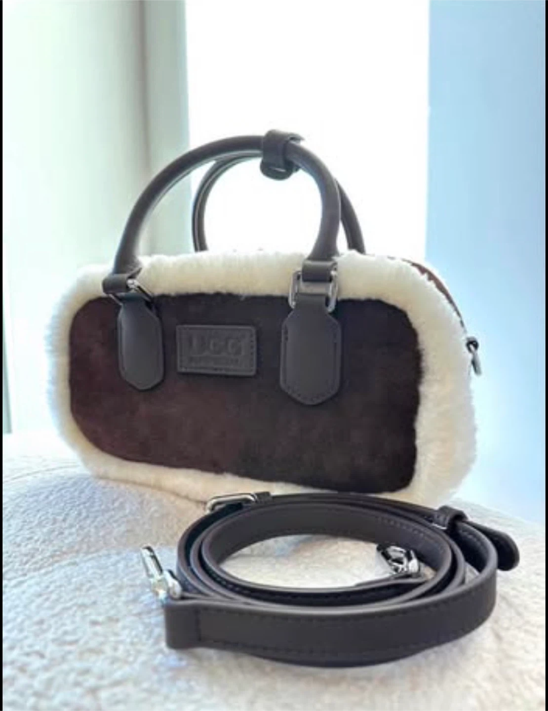 UGG AUSPECIAL Chocolate Bowling bag - photo 2
