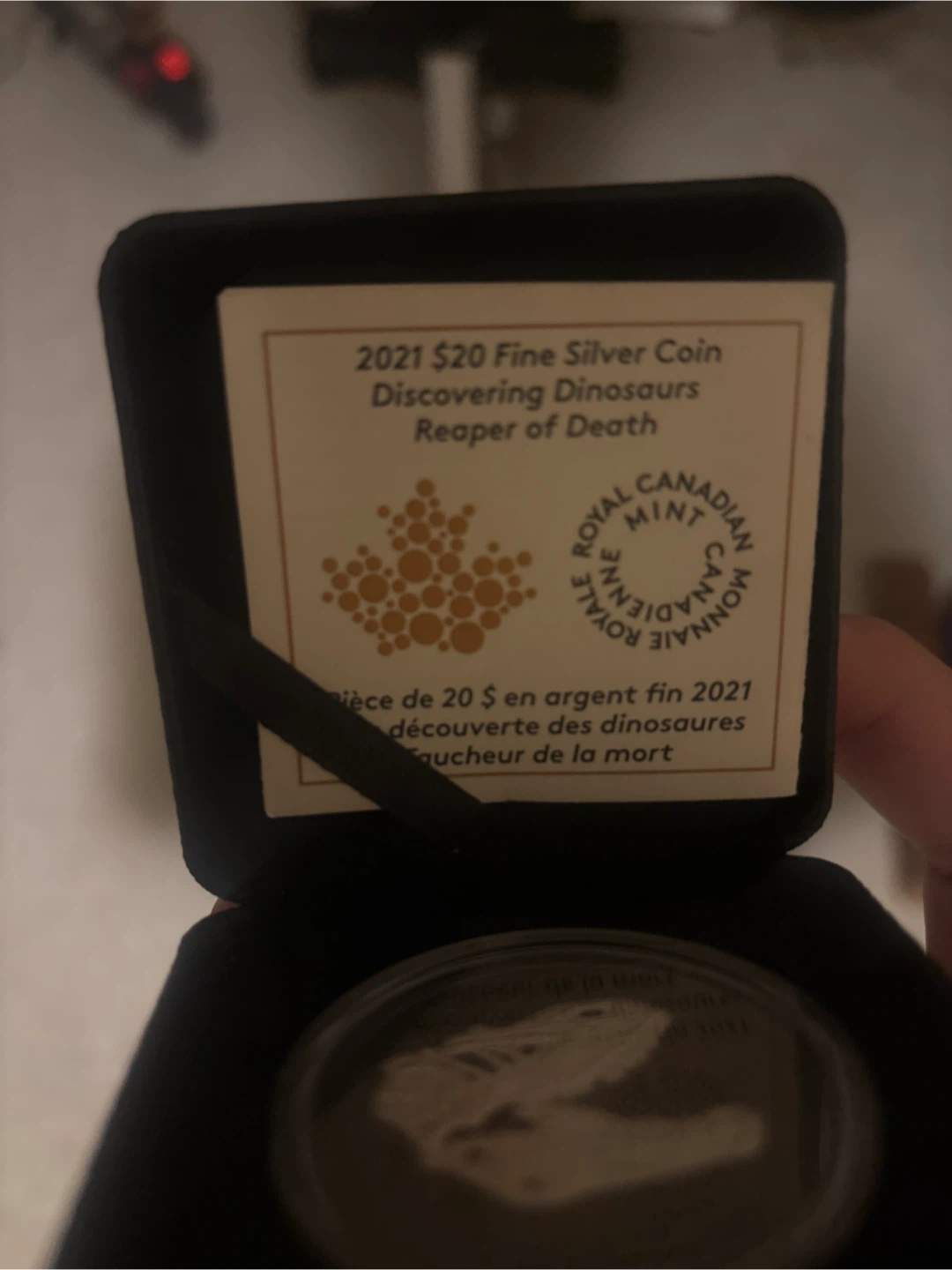 2021 $20 Fine Silver Coin Discovering Dinosaurs - photo 3