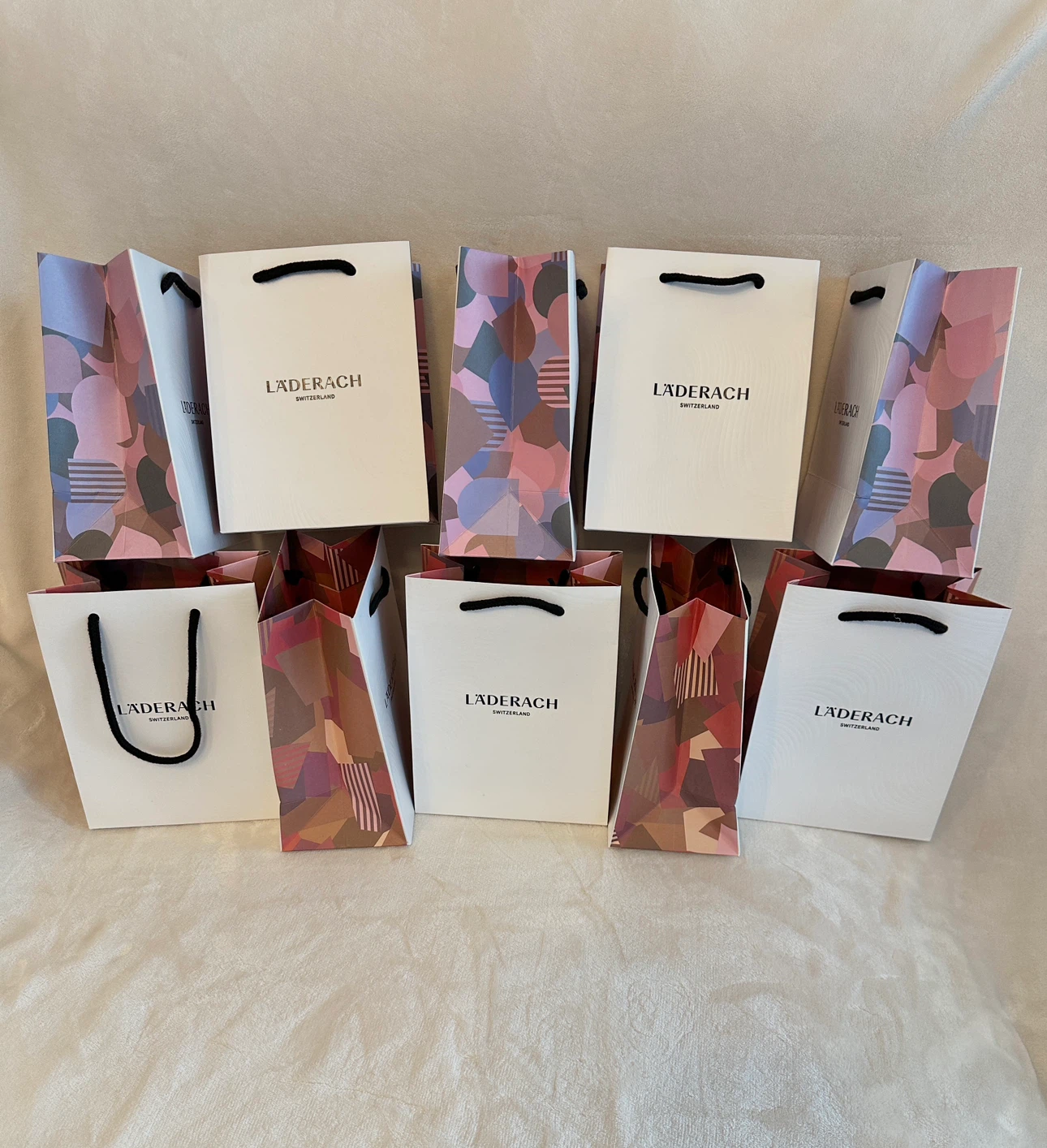 Set of 10 Läderach Paper Gift Bags
