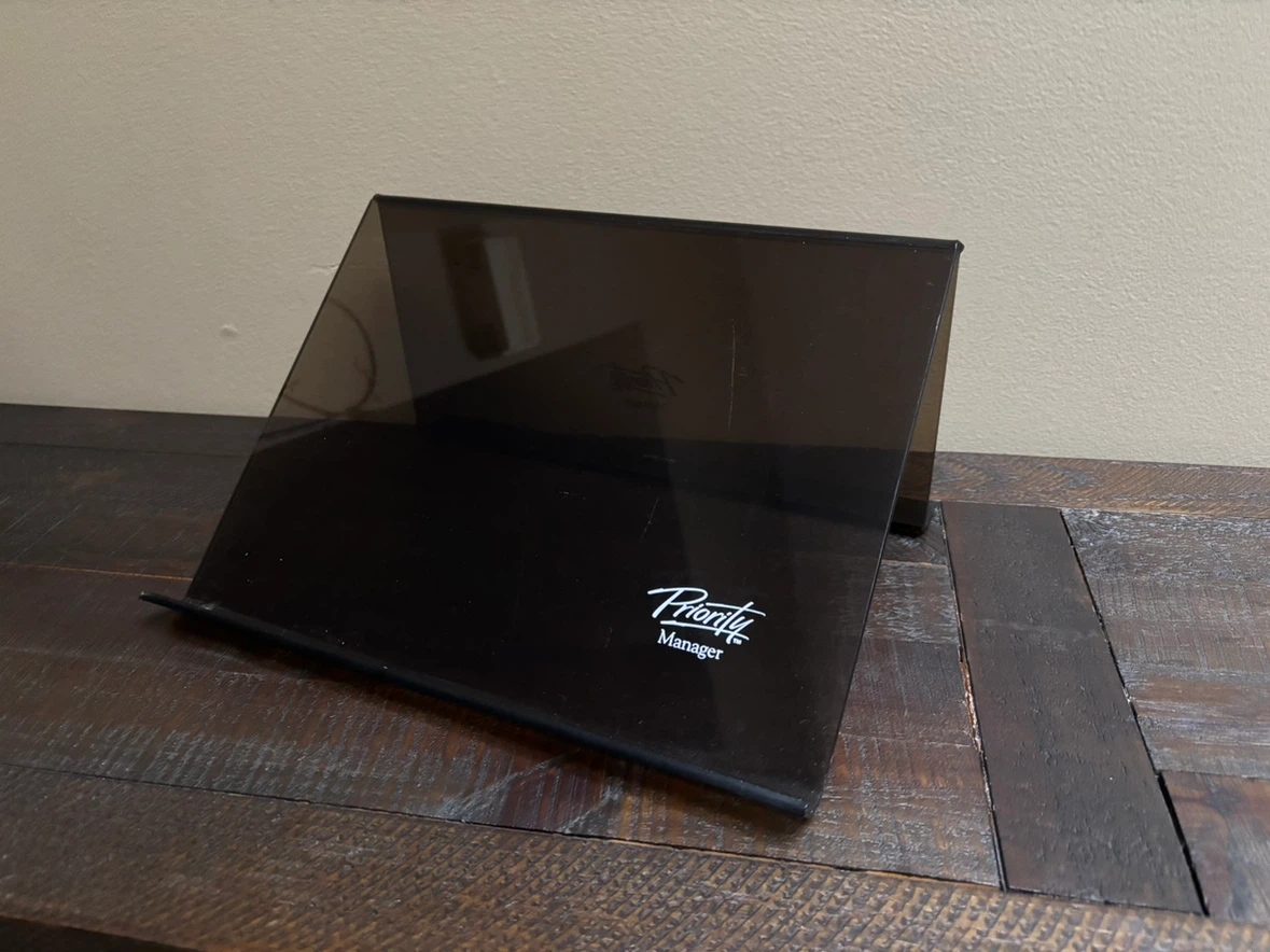 Free Desktop Document Stand