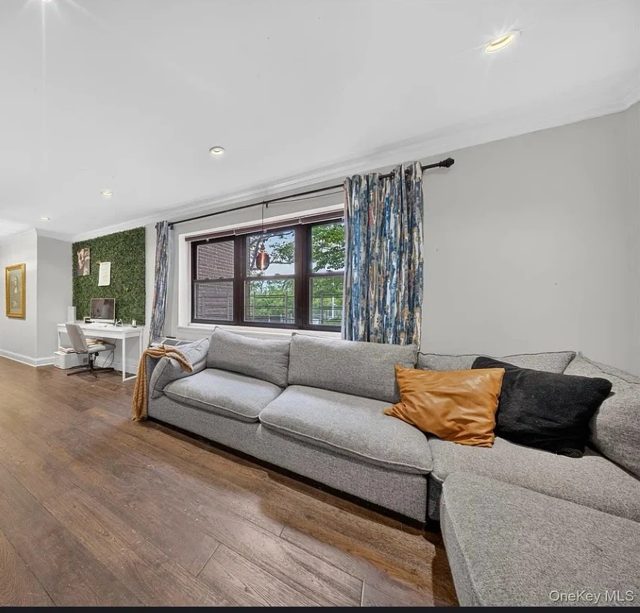 Gray L-Shaped Sectional Sofa - photo 3