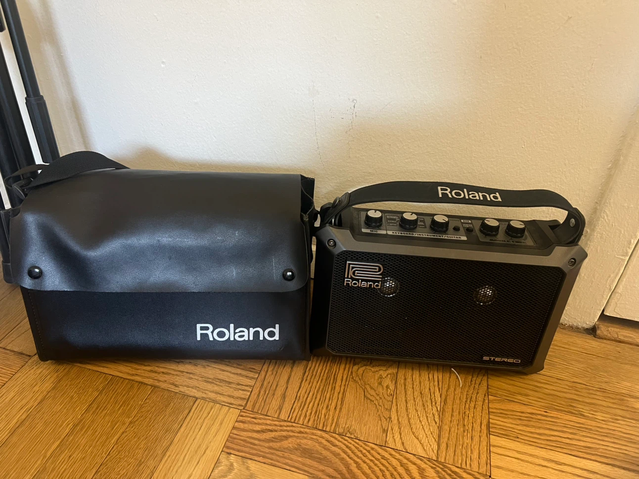 Roland Mobile Cube Amp