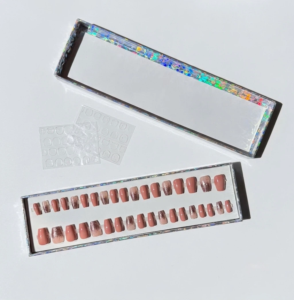 Brand New Press-On Nail Set