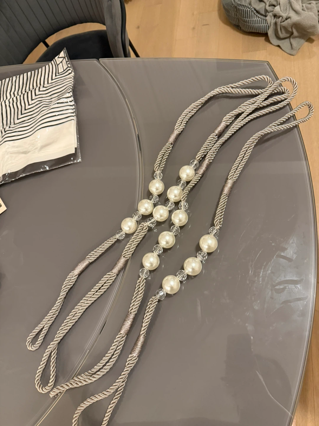 Set of Four Decorative Curtain Tiebacks - photo 2