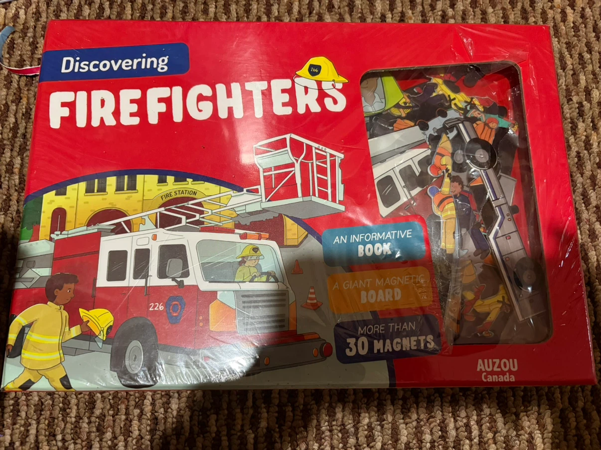 Auzou Discovering Firefighters Book and Magnetic Board