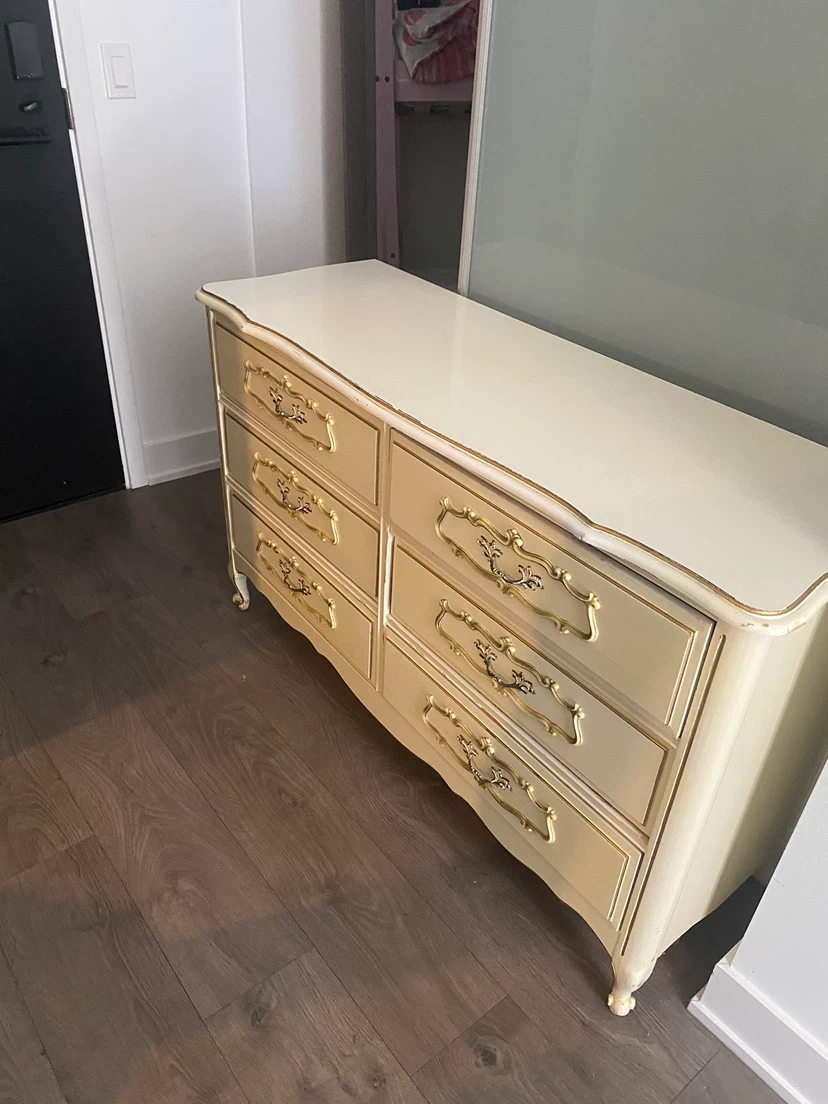 Vintage French Provincial Style Antique Dresser - photo 2
