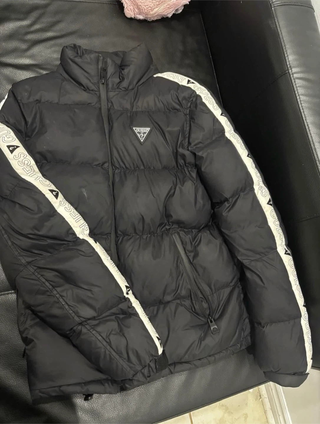 GUESS Black Puffer Jacket - photo 2