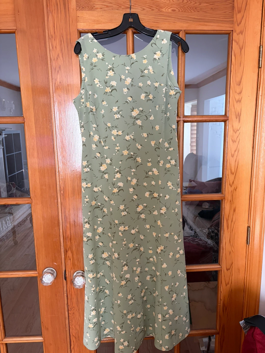 Lindor Petite Floral midi Dress fits size 12