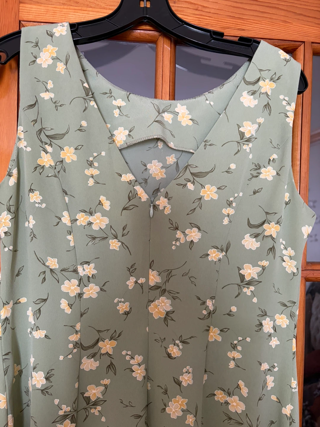 Lindor Petite Floral midi Dress fits size 12 - photo 3